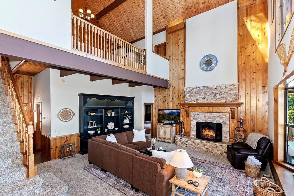 Stunning Lake View Game Room Spa Walk To Village Lake Arrowhead Ngoại thất bức ảnh