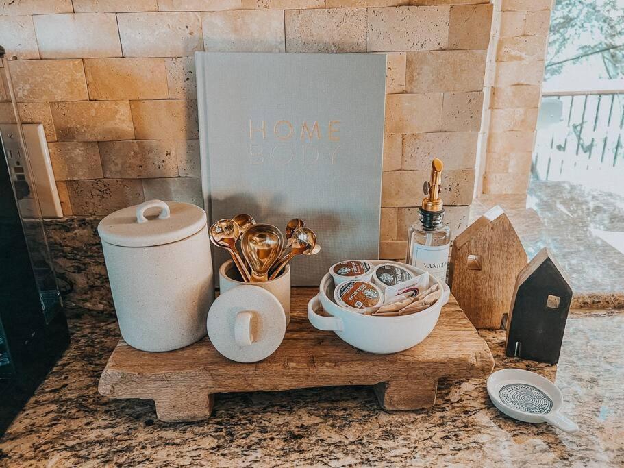 Stunning Lake View Game Room Spa Walk To Village Lake Arrowhead Ngoại thất bức ảnh
