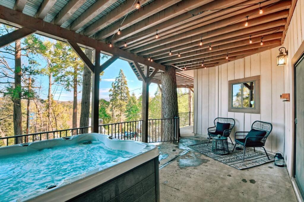 Stunning Lake View Game Room Spa Walk To Village Lake Arrowhead Ngoại thất bức ảnh